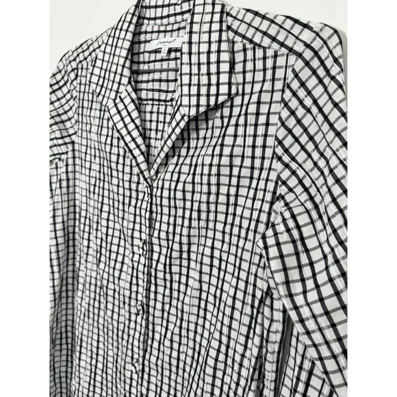 Foxcroft Shaped Fit Black And White Striped Crinkle Button Up Shirt Size 10 Work - Picture 6 of 11
